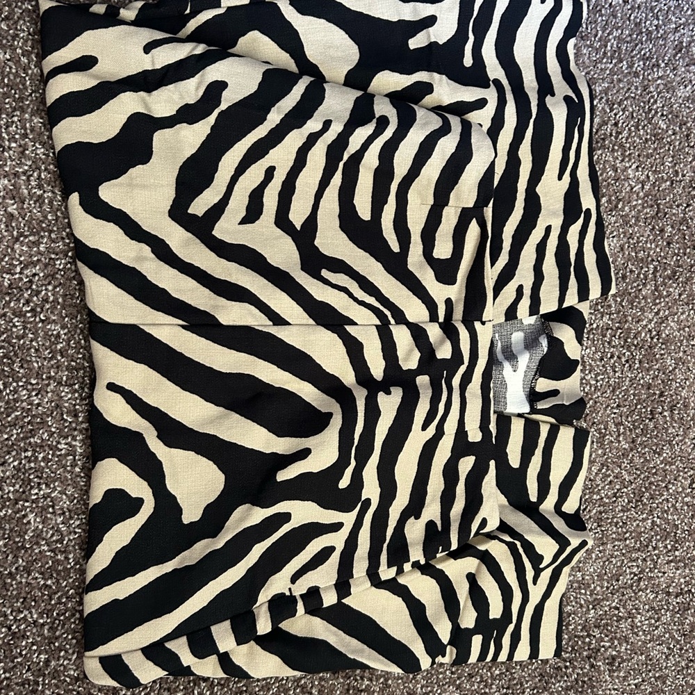 H&M Zebra Print Pencil Skirt - Black and Cream